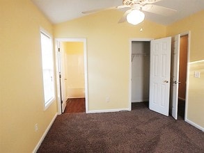 140 Clear Water Dr in Smithfield, NC - Building Photo - Building Photo