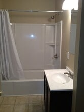 103 Highland St in Marlborough, MA - Building Photo - Building Photo