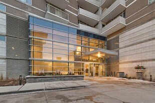 1515 S Prairie Ave, Unit 1010 in Chicago, IL - Building Photo