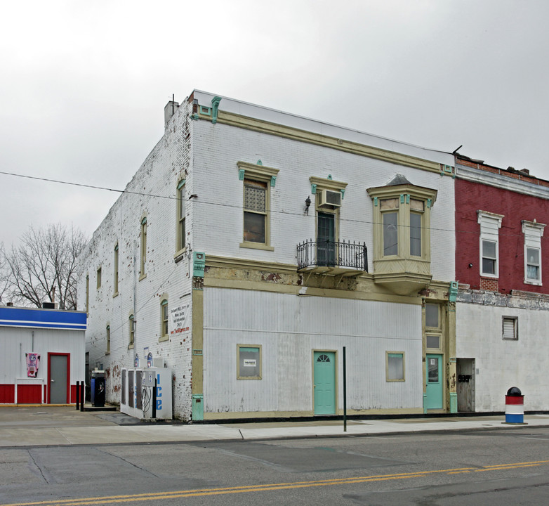 109 S Main St in North Baltimore, OH - Foto de edificio