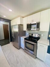 5253 Frank Ave NW, Unit 5253 in North Canton, OH - Building Photo - Building Photo