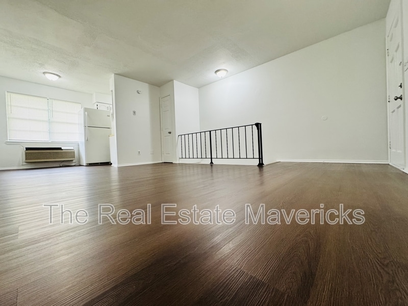 925 Shallowford Rd in Chattanooga, TN - Building Photo