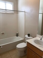 550 Triple Crown Ct in Oakdale, CA - Building Photo - Building Photo