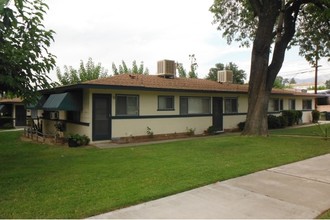 345 La Paloma St in Redlands, CA - Building Photo - Building Photo