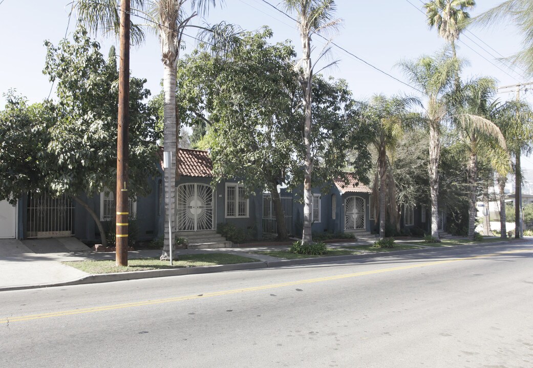 767-777 Hoover St in Los Angeles, CA - Building Photo