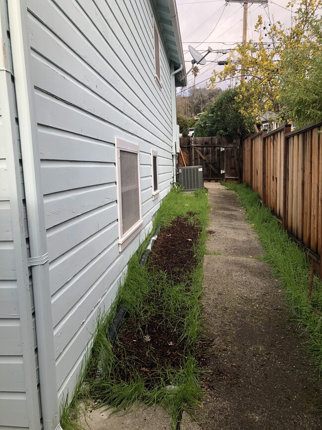 property at 2749 Kinney Dr