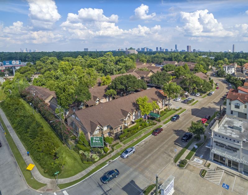 Fox Hall Apartments in Houston, TX - Foto de edificio