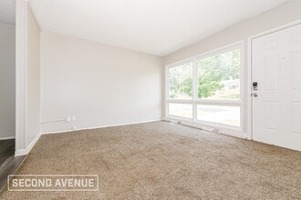 4613 E 45th St in Kansas City, MO - Building Photo - Building Photo