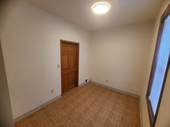 2159 S 11th St in Milwaukee, WI - Building Photo - Building Photo