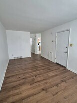 1510 67th Ave, Unit 2 in Philadelphia, PA - Building Photo