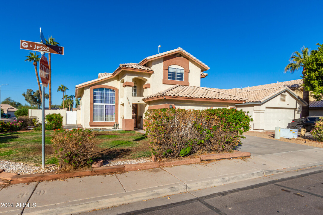 288 N Jesse St in Chandler, AZ - Building Photo