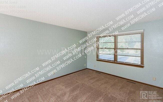 3218 Hoover Ave in Ames, IA - Building Photo - Building Photo