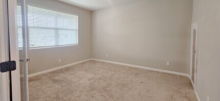 640 Vickie Ln N in Enumclaw, WA - Building Photo - Building Photo