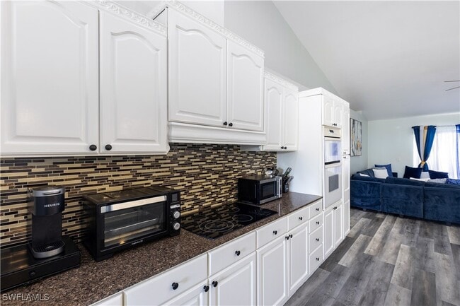 307 NW 3rd Pl in Cape Coral, FL - Building Photo - Building Photo