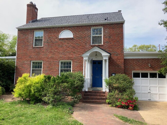 property at 3741 4th St N