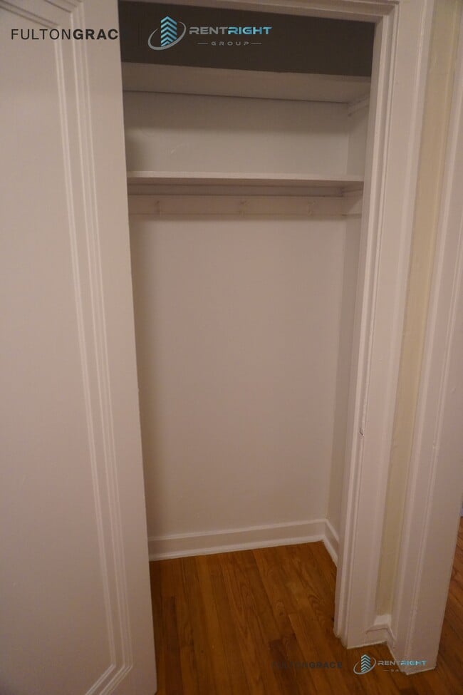 property at 426 W Briar Pl