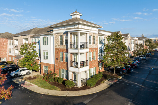 Cantare at Indian Lake Village in Hendersonville, TN - Building Photo - Building Photo