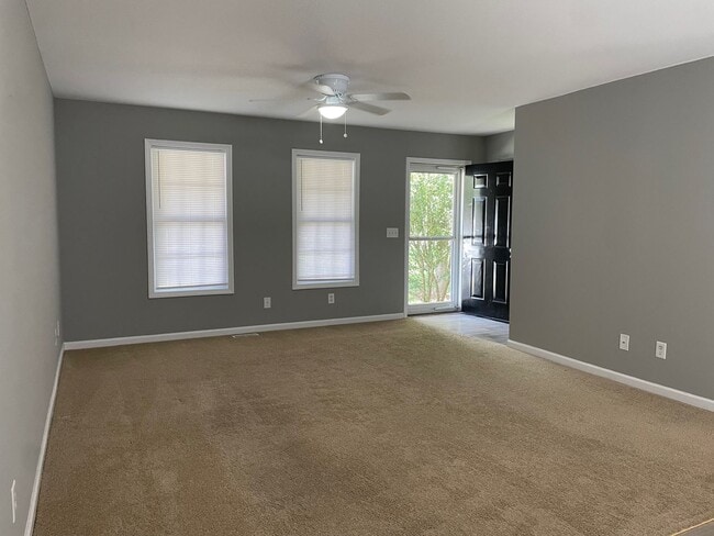 876 Sourwood Dr in Asheboro, NC - Building Photo - Building Photo