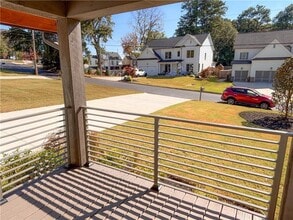1912 Canmont Dr NE in Atlanta, GA - Building Photo - Building Photo