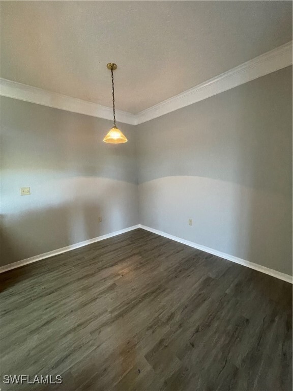 property at 11520 Villa Grand