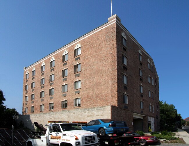 399 Bergen Blvd in Palisades Park, NJ - Building Photo - Building Photo