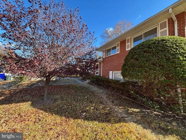 2712 Finch St in Silver Spring, MD - Building Photo - Building Photo