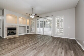923 Mystic Harbor Dr in Jacksonville, FL - Building Photo - Building Photo