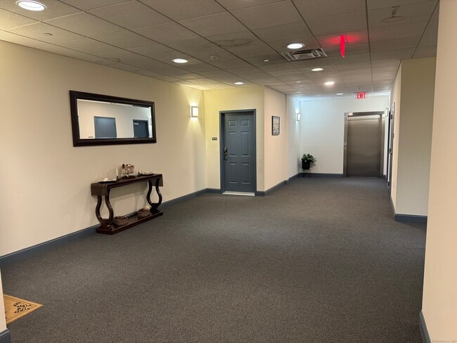 200 Harbour Close in New Haven, CT - Building Photo - Building Photo