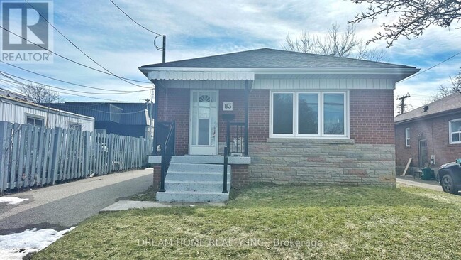 property at 83 Cornwallis Dr