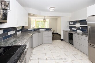500-500 Talbot St in London, ON - Building Photo - Building Photo