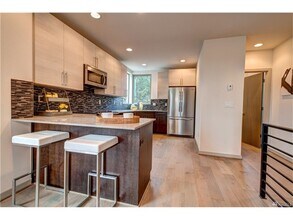 530 N 105th St in Seattle, WA - Building Photo - Building Photo