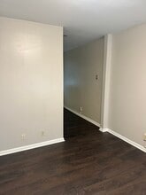 1905 Magellan Ct in Louisville, KY - Building Photo - Building Photo