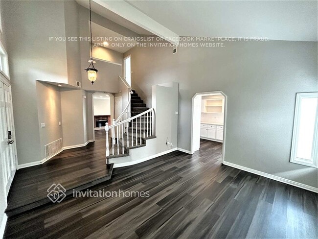 13228 Spur Branch Cir in Corona, CA - Building Photo - Building Photo