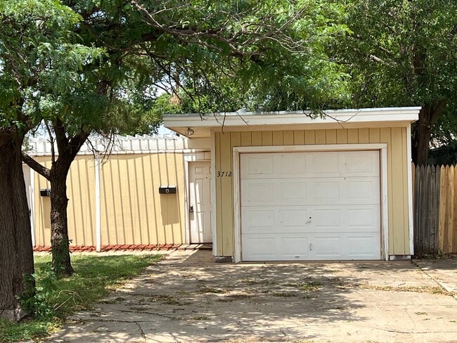 3712 53rd St in Lubbock, TX - Building Photo - Building Photo