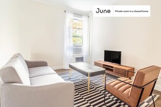 Private bedroom in 4 bed/1 bath Home in New York, NY - Building Photo - Building Photo