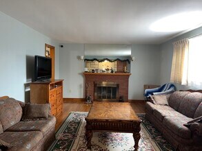 39 Mill Rd in Chelmsford, MA - Building Photo - Building Photo