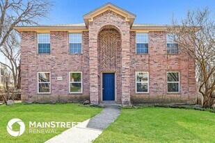 4812 W Creek Rd in Sachse, TX - Building Photo