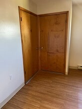 114-116 Spruce St, Unit B in Olyphant, PA - Foto de edificio - Building Photo