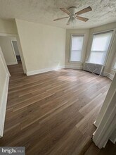 528 E Mulberry St in Millville, NJ - Building Photo - Building Photo