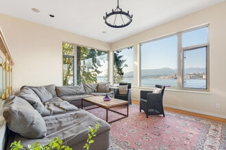 2603 Wall St in Vancouver, BC - Building Photo - Building Photo