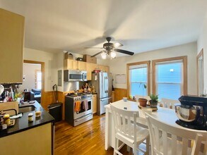 137 Marcella St, Unit Unit 1 in Boston, MA - Building Photo - Building Photo