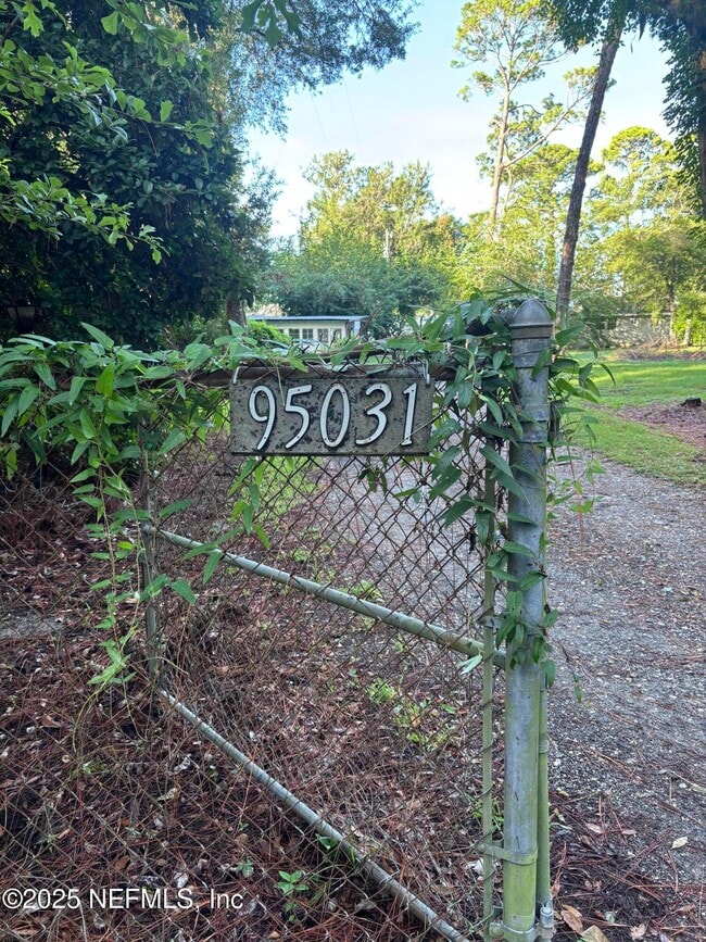 95031 Nassau River Rd in Fernandina Beach, FL - Building Photo - Building Photo