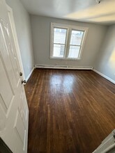 78 Sterling St, Unit 2 in Hartford, CT - Building Photo - Building Photo