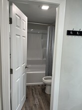 20 Saint Charles St, Unit 1B in Johnson City, NY - Building Photo - Building Photo