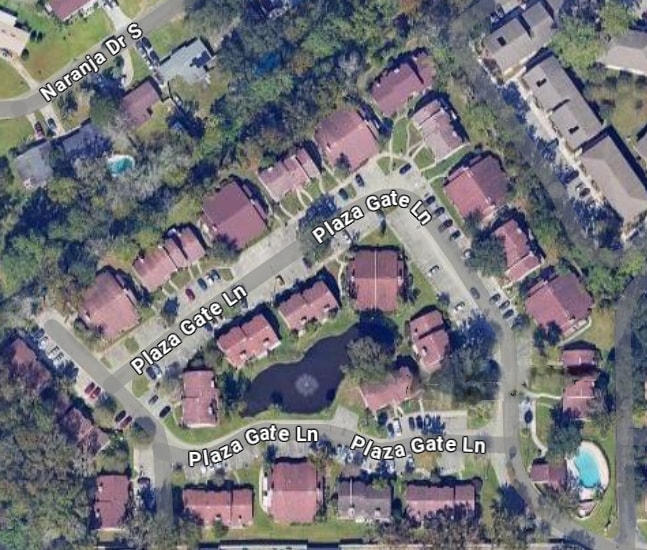 8300 Plaza Gate Ln in Jacksonville, FL - Building Photo - Building Photo