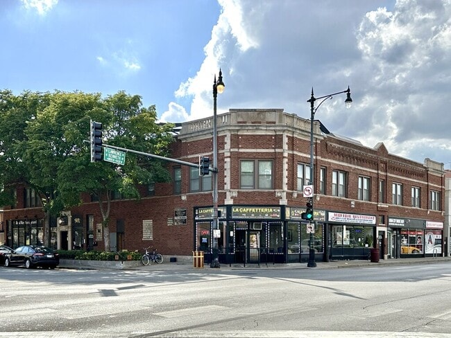 property at 4750 N Kenneth Ave