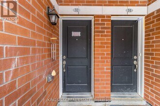 2480-2480 Post Rd in Oakville, ON - Building Photo - Building Photo