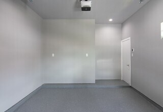 317-A W 35th St in Houston, TX - Building Photo - Building Photo