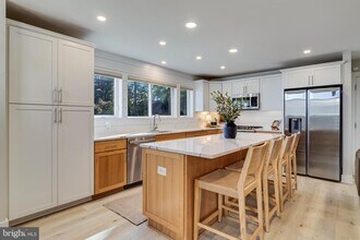 84 S Chesapeake Ave in Prince Frederick, MD - Building Photo - Building Photo