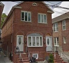 29-44A 164th St in Queens, NY - Building Photo